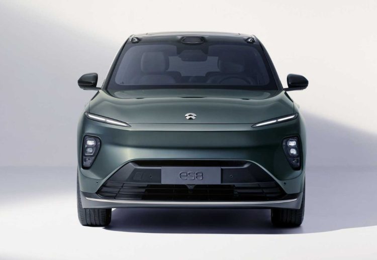 NIO ES8 2023