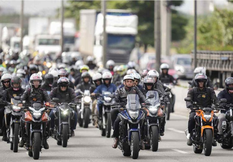 Motos vehículo popular en Colombia