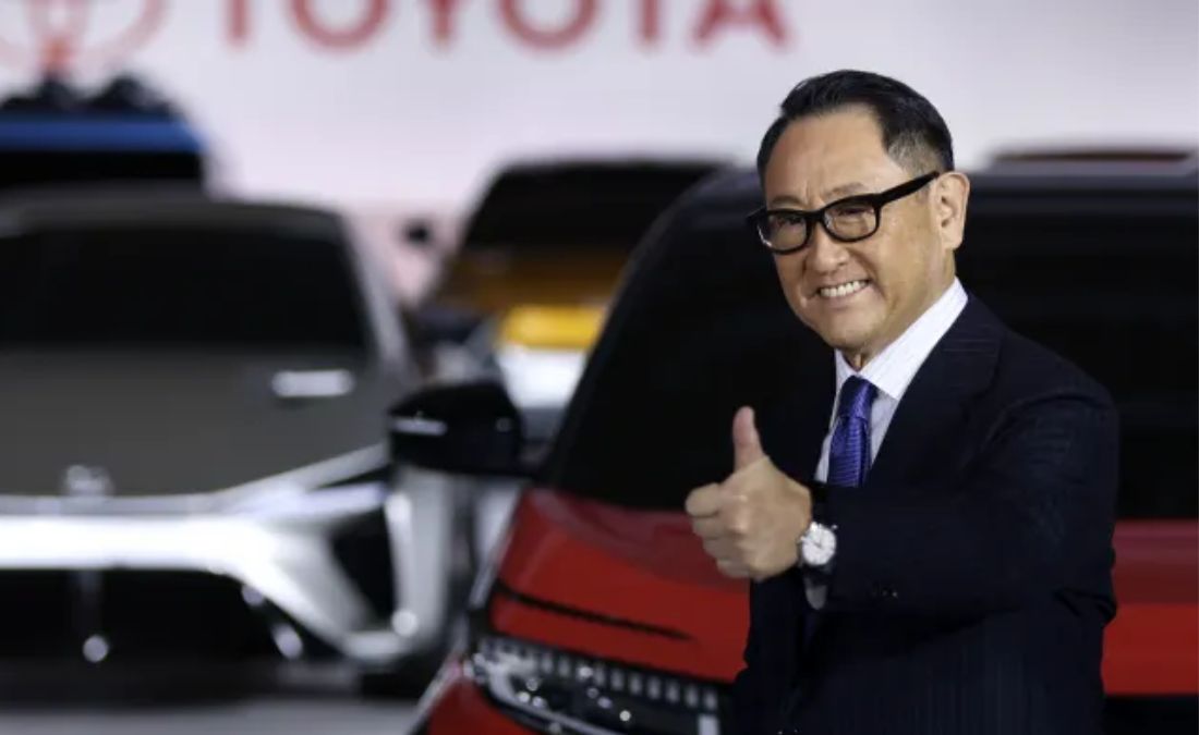 Akio Toyoda, CEO de Toyota, se retira