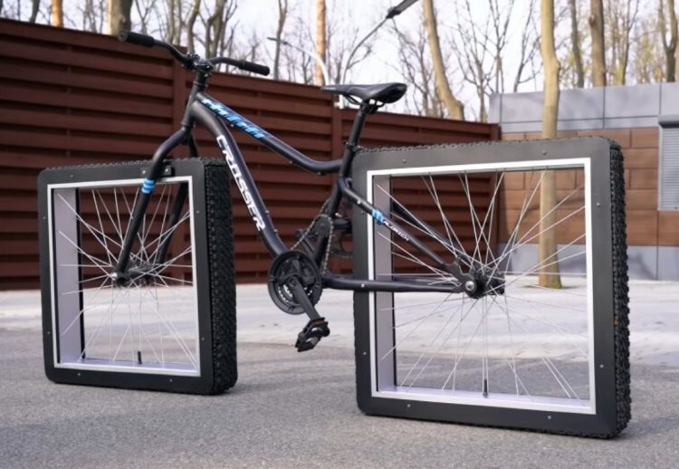 Bicicleta ruedas cuadradas