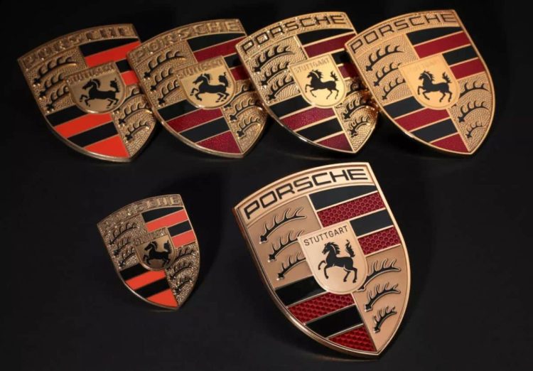 Porsche renueva su escudo