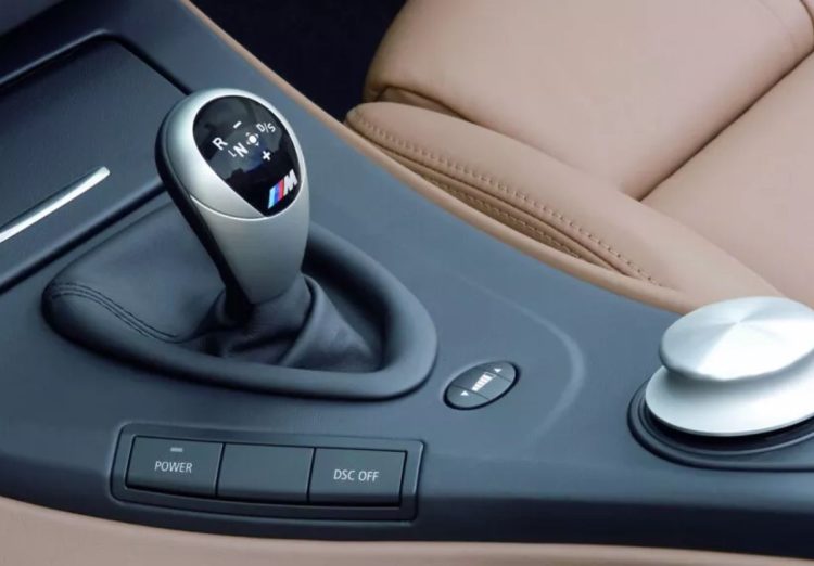 BMW dirá 'adiós' a la caja manua