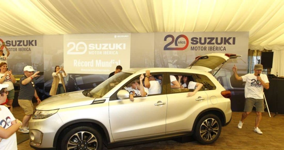¿Cuántas personas cogen dentro de un Suzuki Vitara?