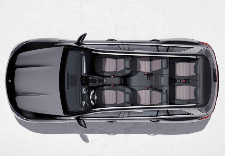 Mercedes-Benz EQB camioneta eléctrica 7 puestos