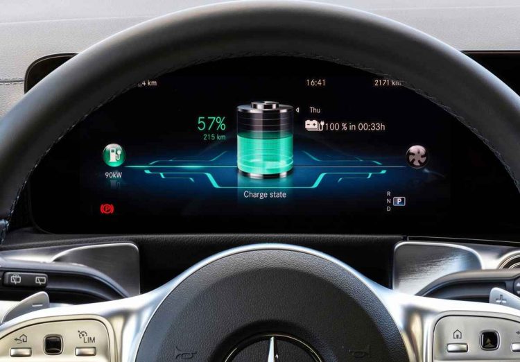 Mercedes-Benz EQB camioneta eléctrica 7 puestos