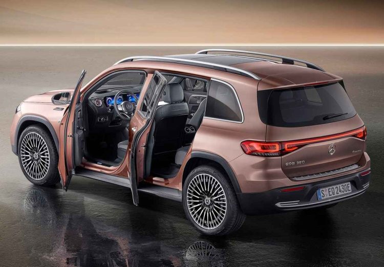 Mercedes-Benz EQB camioneta eléctrica 7 puestos