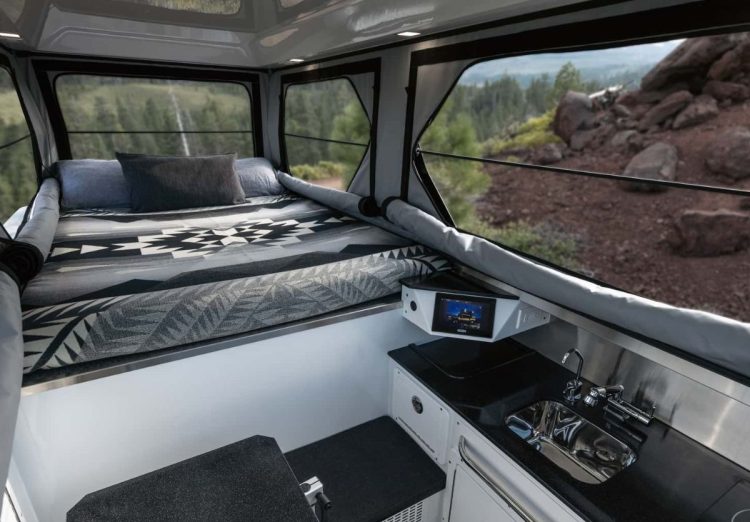 GMC Hummer EV casa rodante