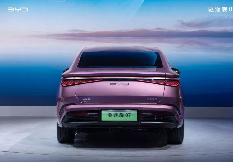 BYD y KG Mobility