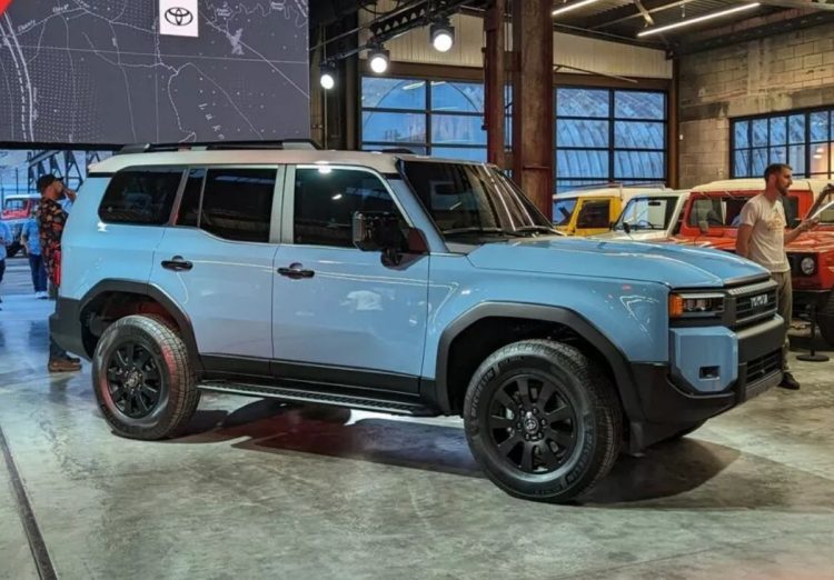 Toyota Land Cruiser Prado 2024