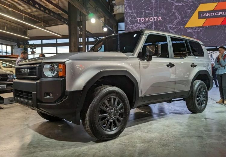 Toyota Land Cruiser Prado 2024