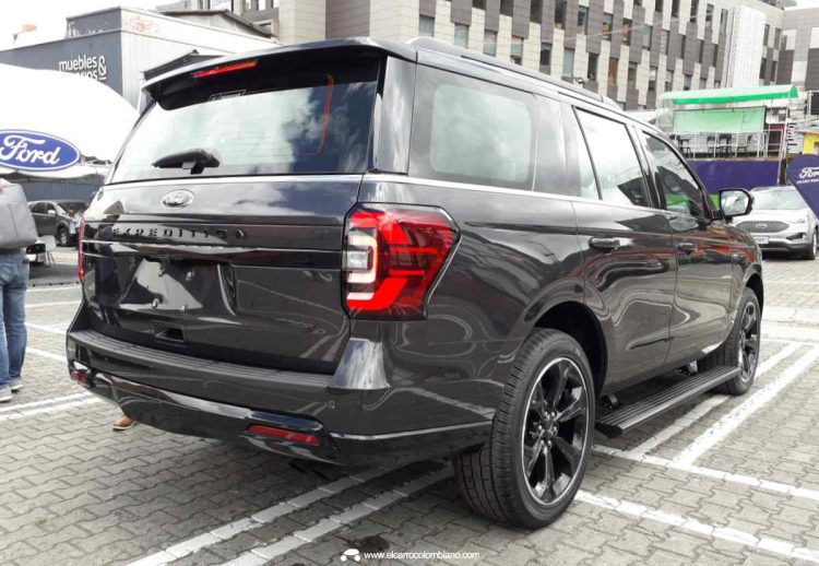 Ford Expedition Stealth Performance 4x4 Colombia