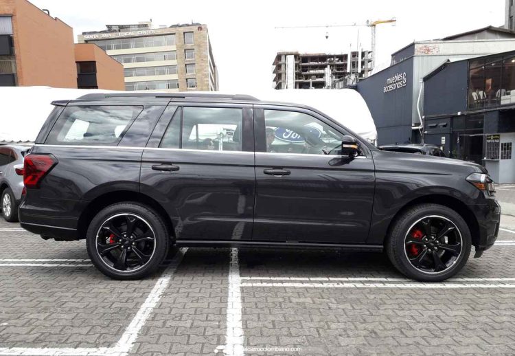 Ford Expedition Stealth Performance 4x4 Colombia