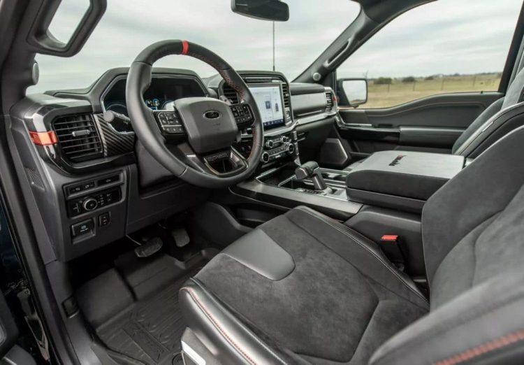 Hennessey VelociRaptoR 6x6