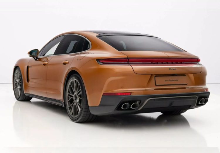 Porsche Panamera 2024