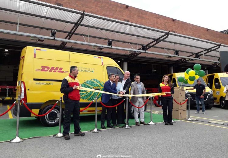 DHL Express suma 11 Renault Master E-Tech 100% eléctricas a su flota en Colombia