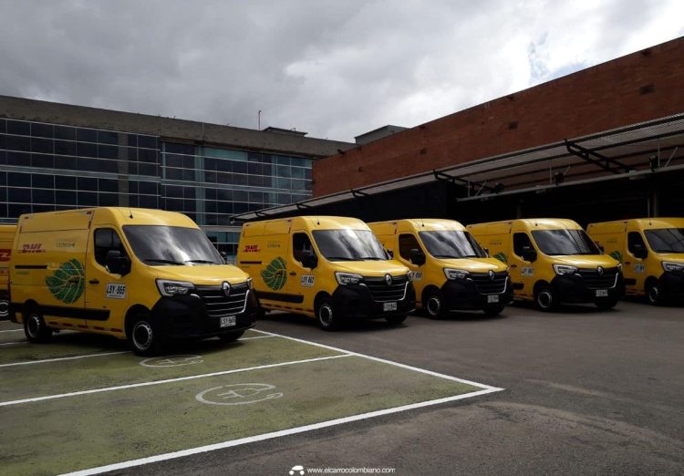 DHL Express suma 11 Renault Master E-Tech 100% eléctricas a su flota en Colombia