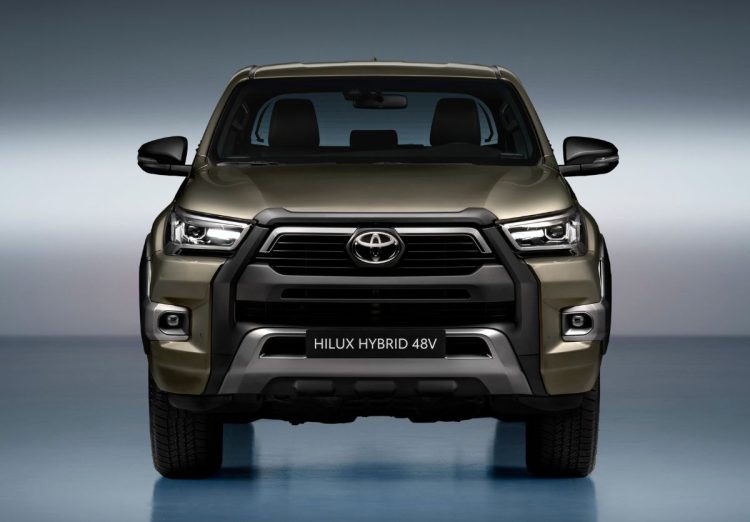 Toyota Hilux Hybrid 2024