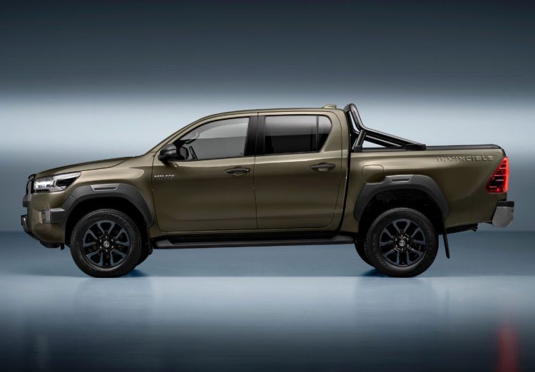 Toyota Hilux Hybrid 2024