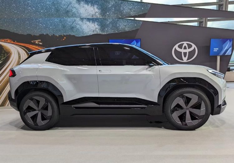 Toyota SUV subcompacto eléctrico