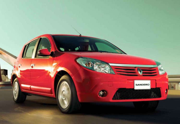 Renault Sandero Dynamique 2008, Carros que se pueden comprar con 30 millones de pesos