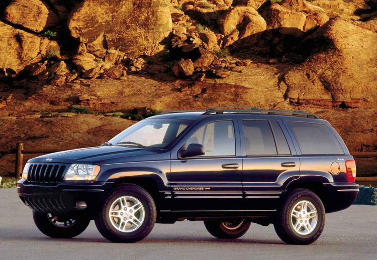 Jeep Grand Cherokee V6 4.7, Carros que se pueden comprar con 30 millones de pesos