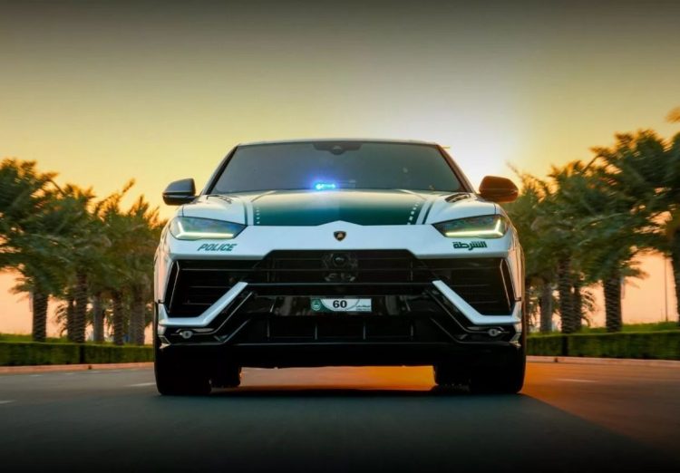 Lamborghini Urus Performante en la policia de dubai