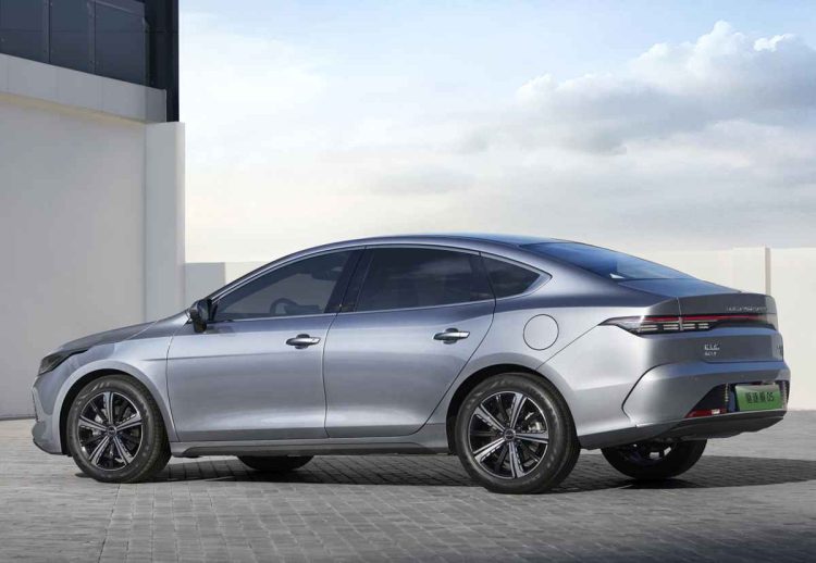 BYD King DM-i, BYD Destroyer 05 sedán híbrido enchufable