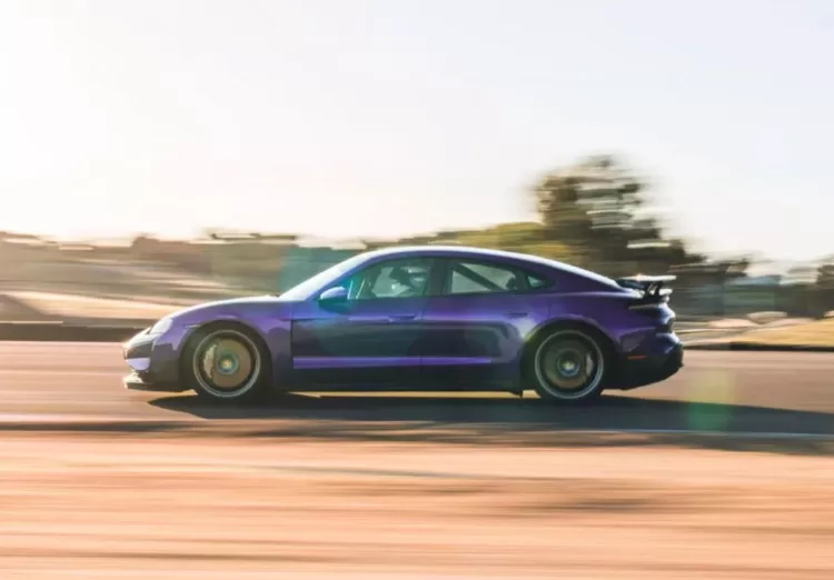 Porsche Taycan Turbo GT 2025