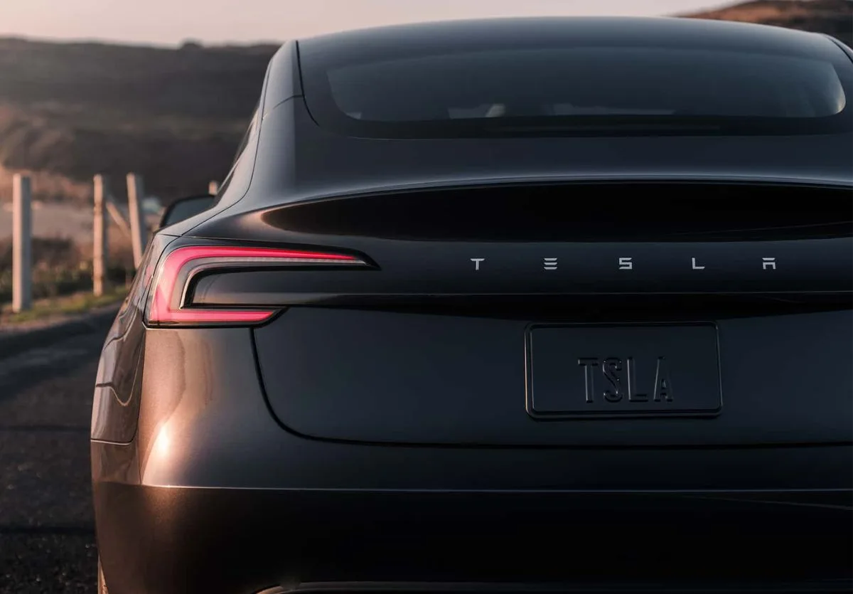 Tesla Model 3 Performance