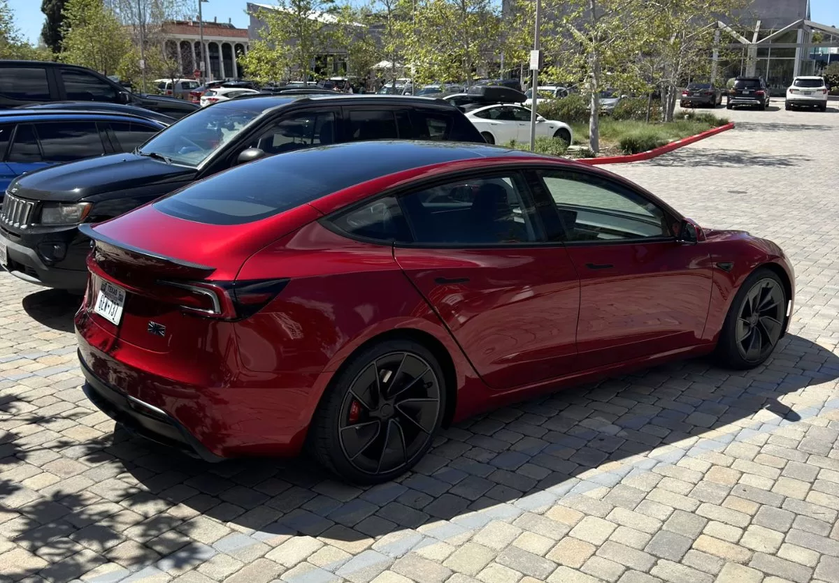 Tesla Model 3 Ludicrous