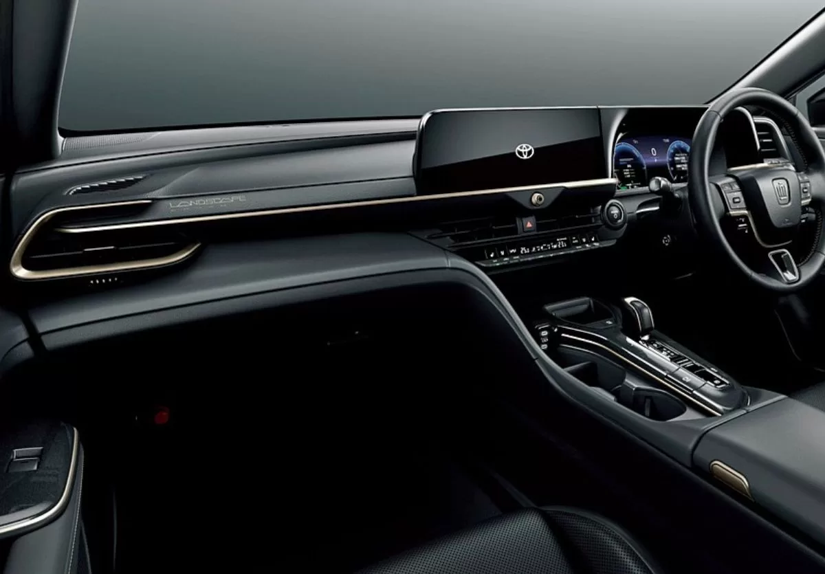 Toyota Crown Landscape