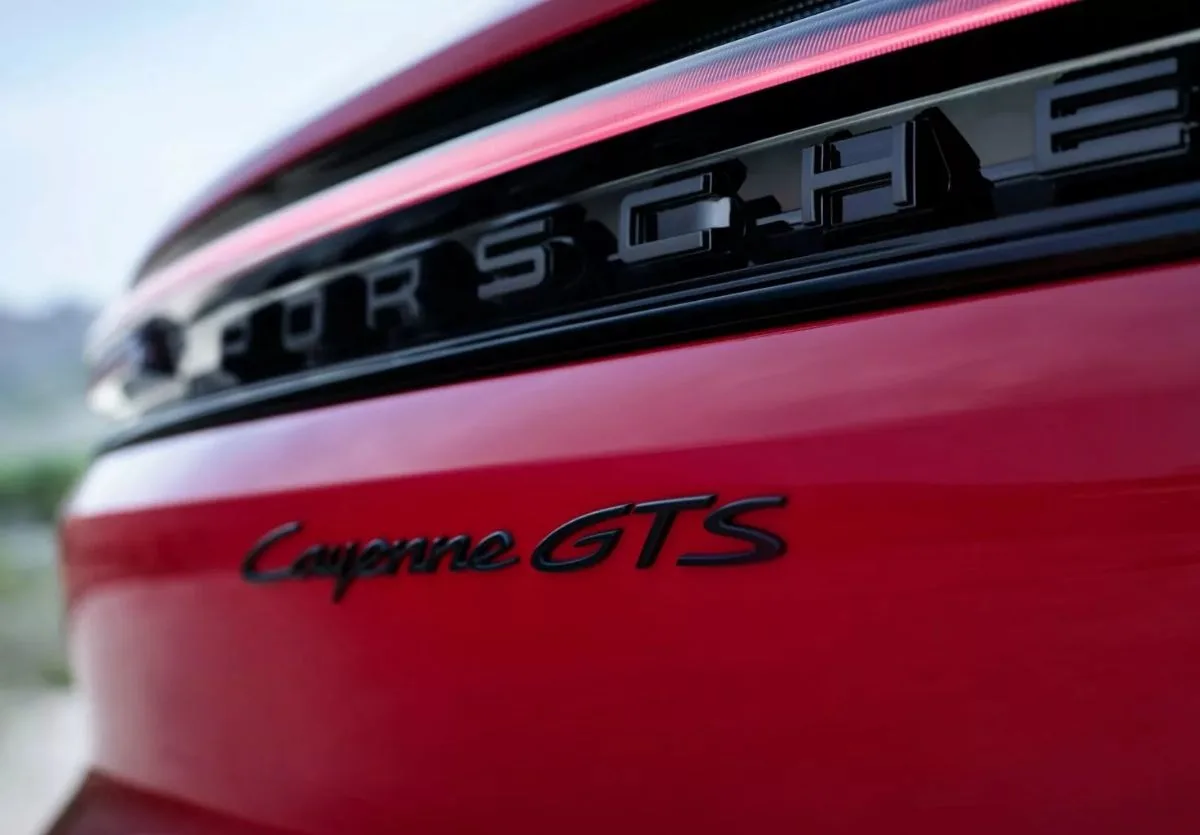 Porsche Cayenne GTS 2025