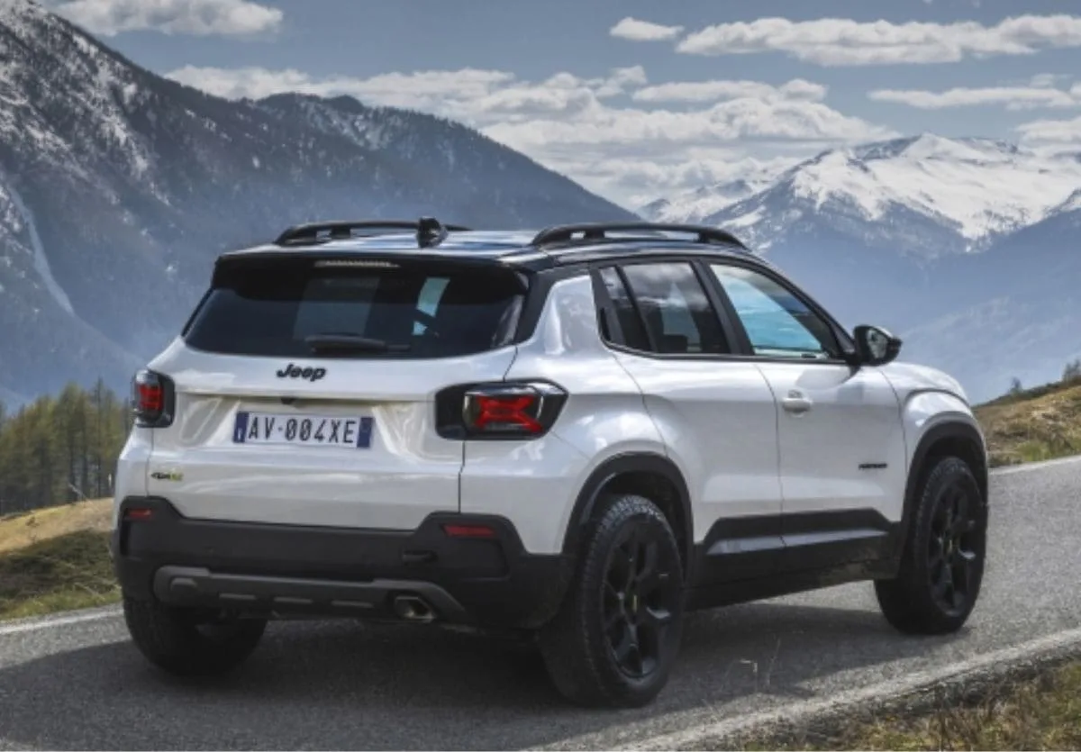 Jeep Avenger 4xe con tracción total