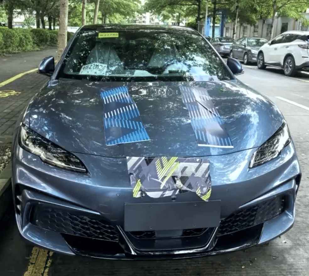 BYD Seal 06 GT hot hatch eléctrico