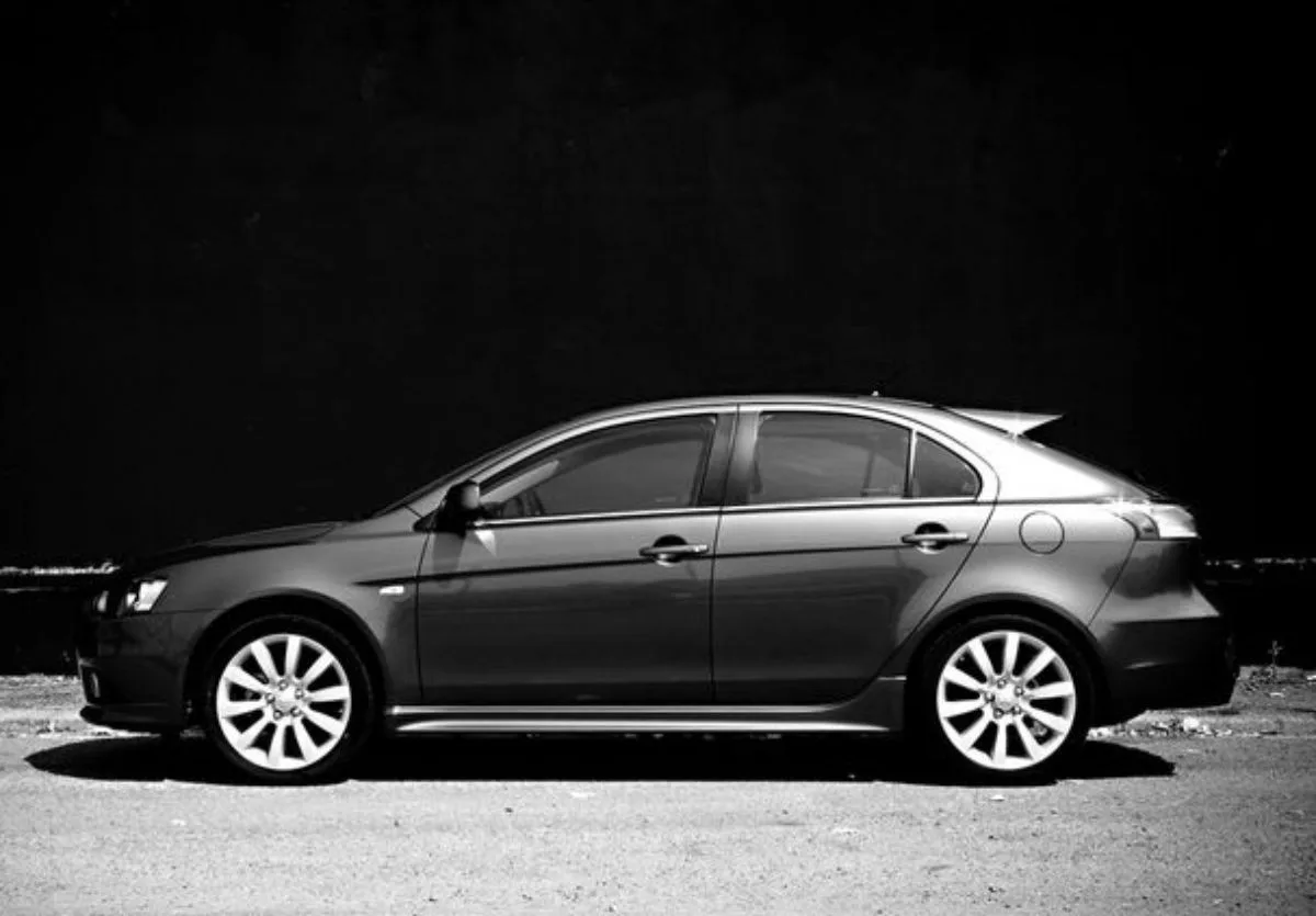 Mitsubishi Lancer