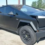 Tesla Cybertrucks dañadas a subasta