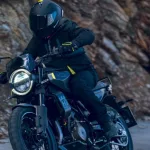Husqvarna Svartpilen 401 en Colombia