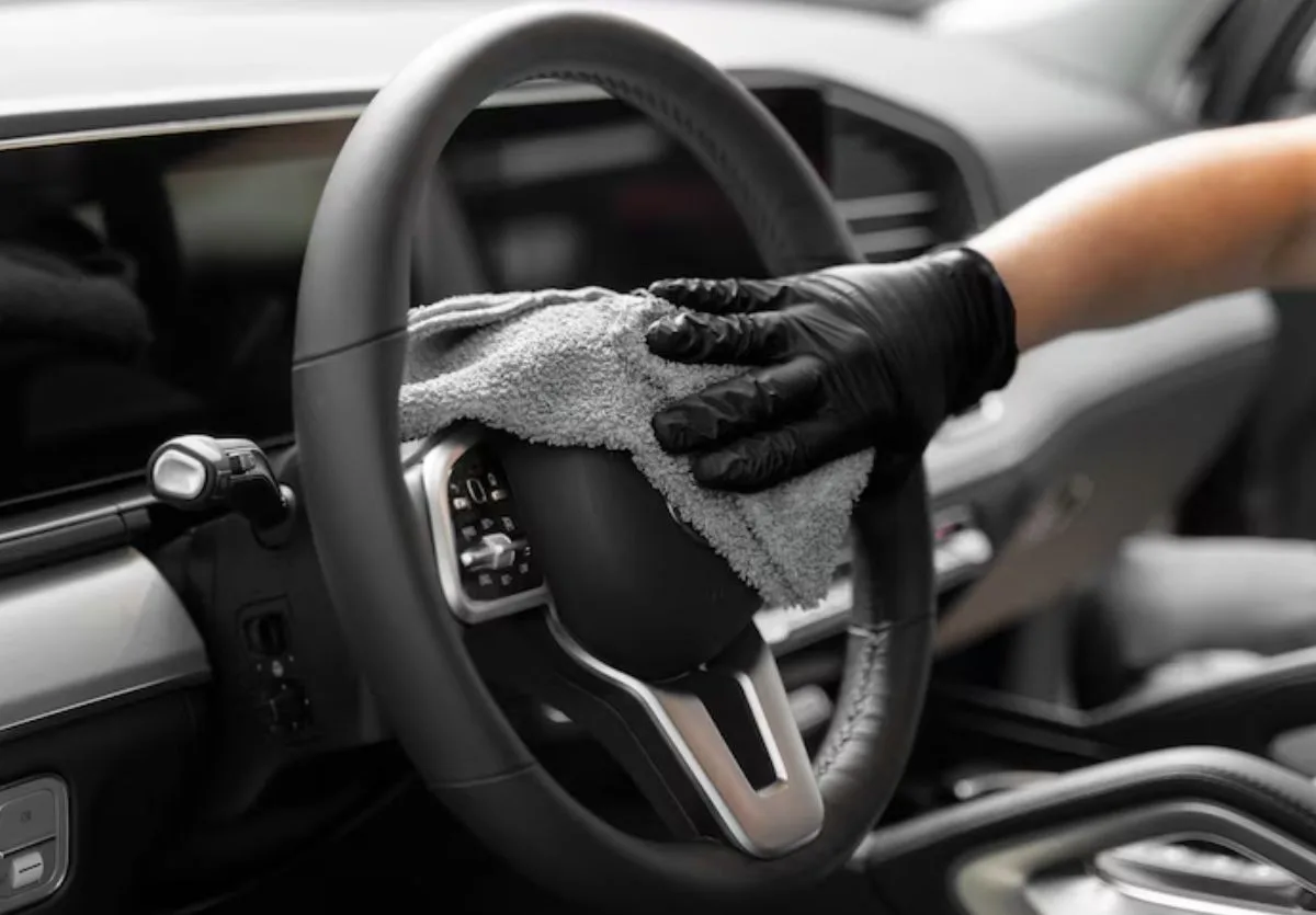 Trucos para limpiar el interior del carro