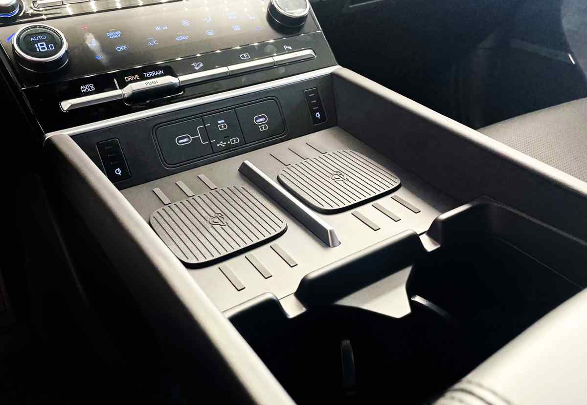 Hyundai Santa Fe Híbrida 2025 Colombia