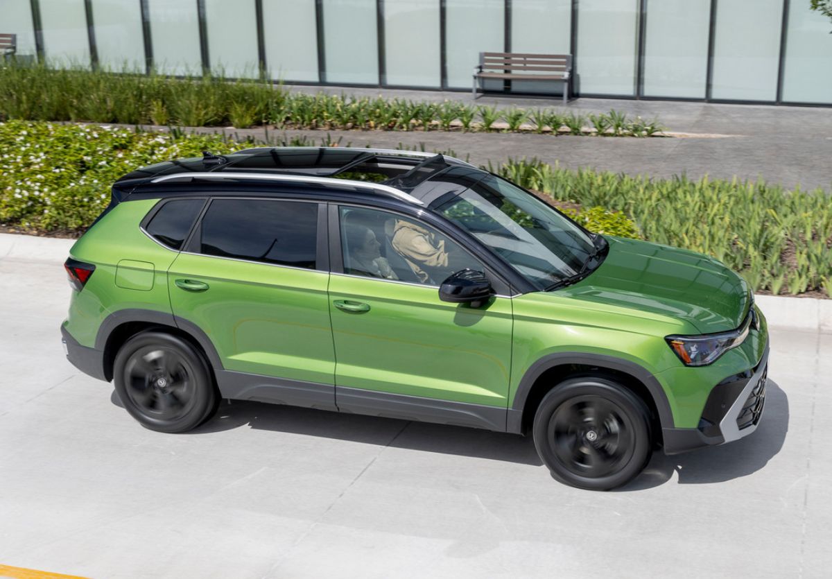 Volkswagen Taos 2025