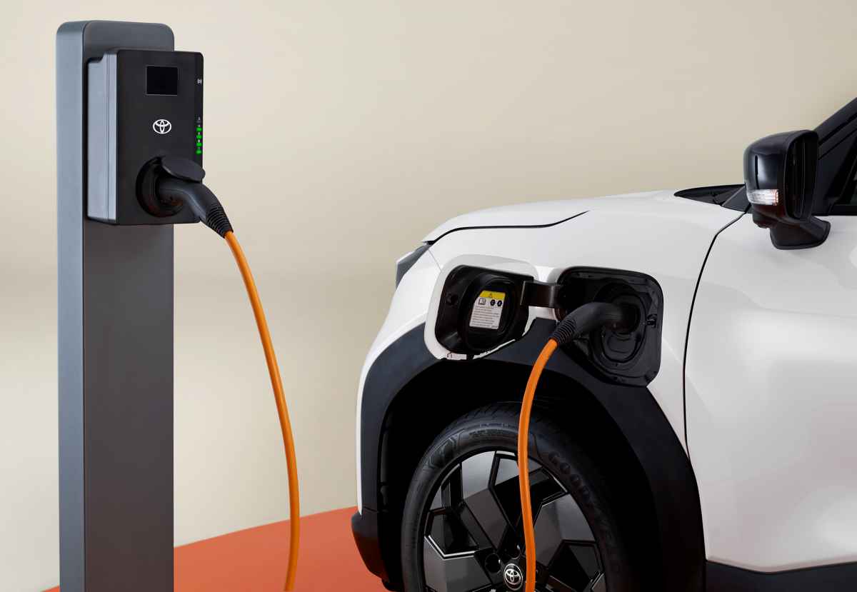 Toyota Urban Cruiser EV eléctrico 2025
