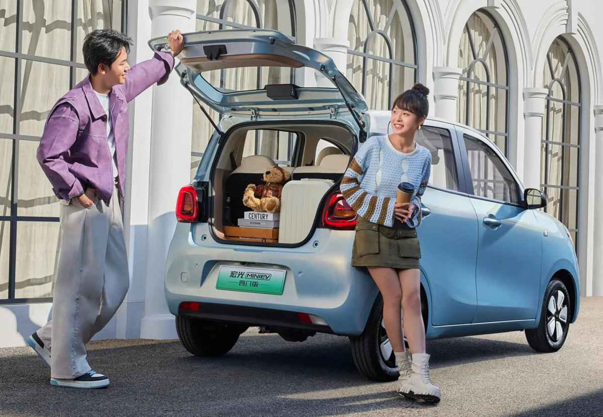 Wuling MINI EV 2025 5 puertas eléctrico más barato del mundo