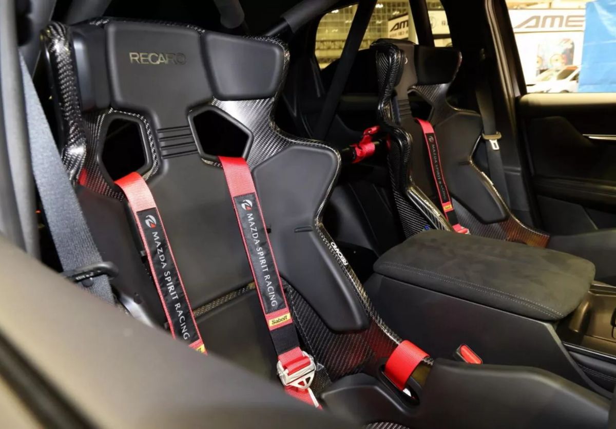 Mazda CX-60 Spirit Racing