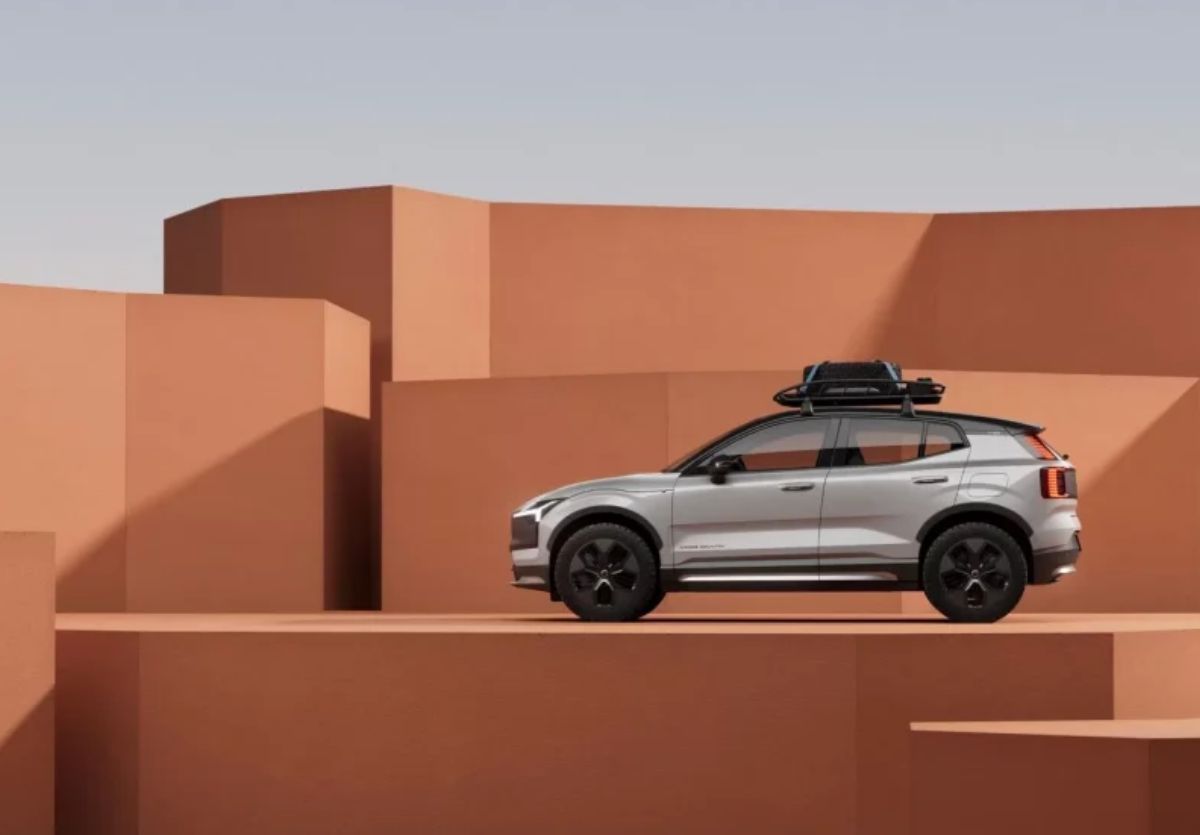 Volvo EX30 Cross Country