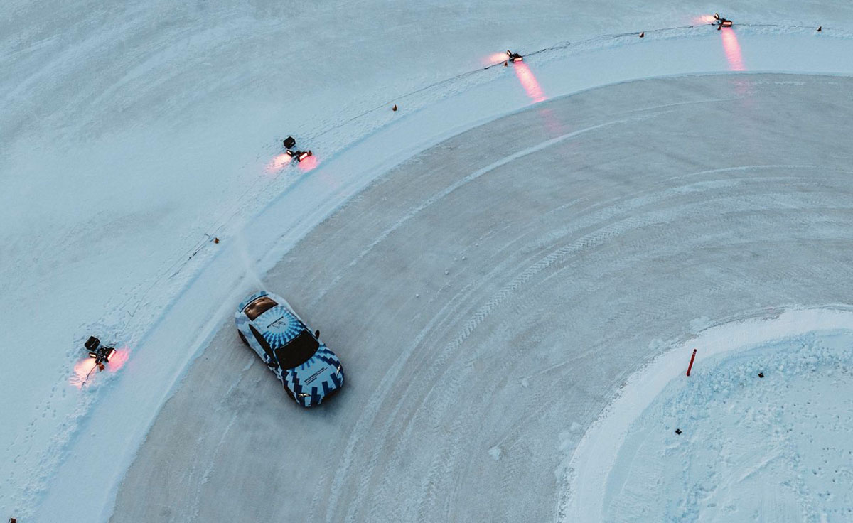 Porsche Taycan eléctrico Récord Guinness derrape