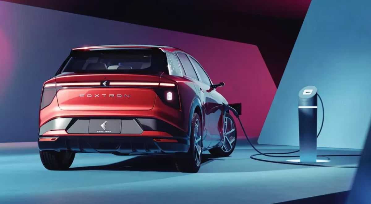 Foxconn vehículos eléctricos 2025