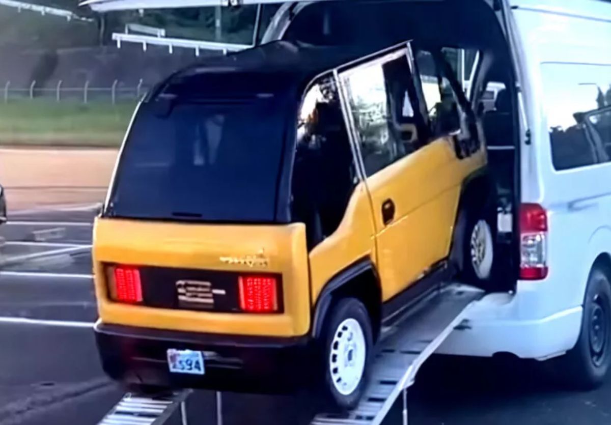 KG Motors Mobit mini auto eléctrico