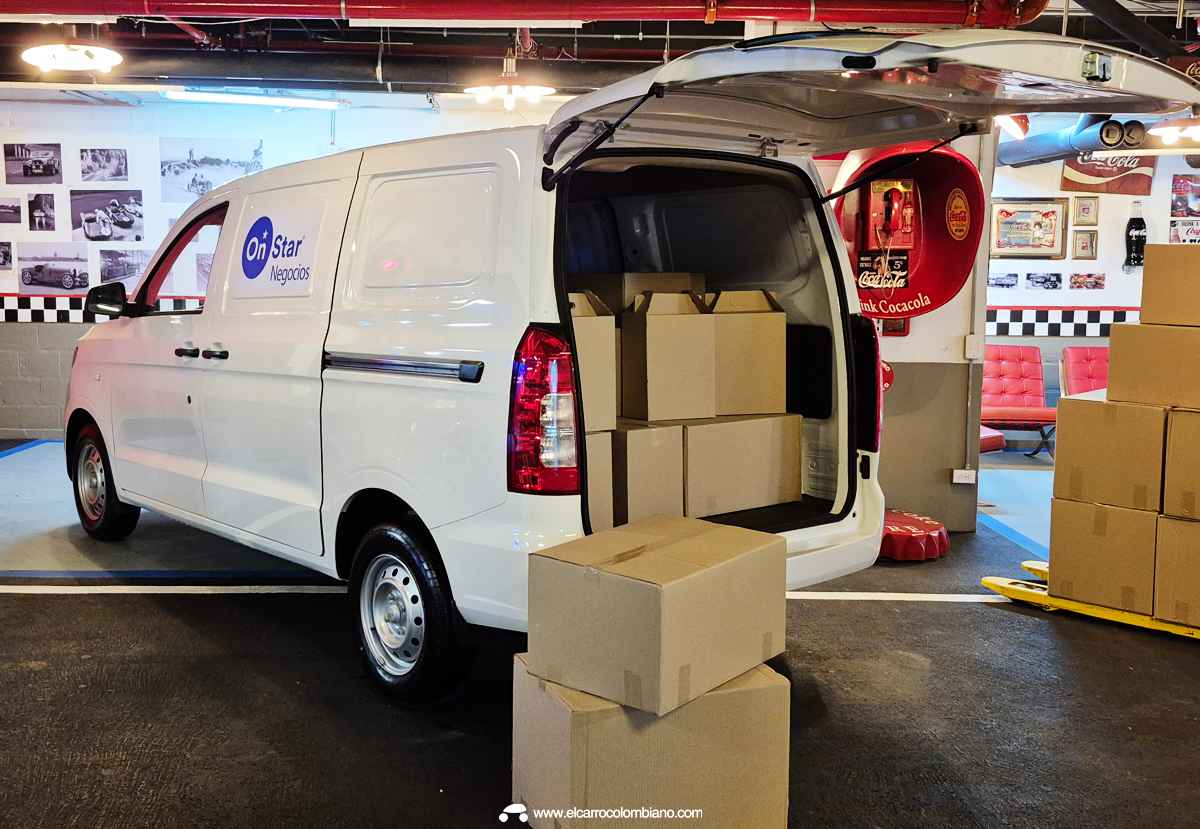 Chevrolet N400 Cargo OnStar Negocios Colombia