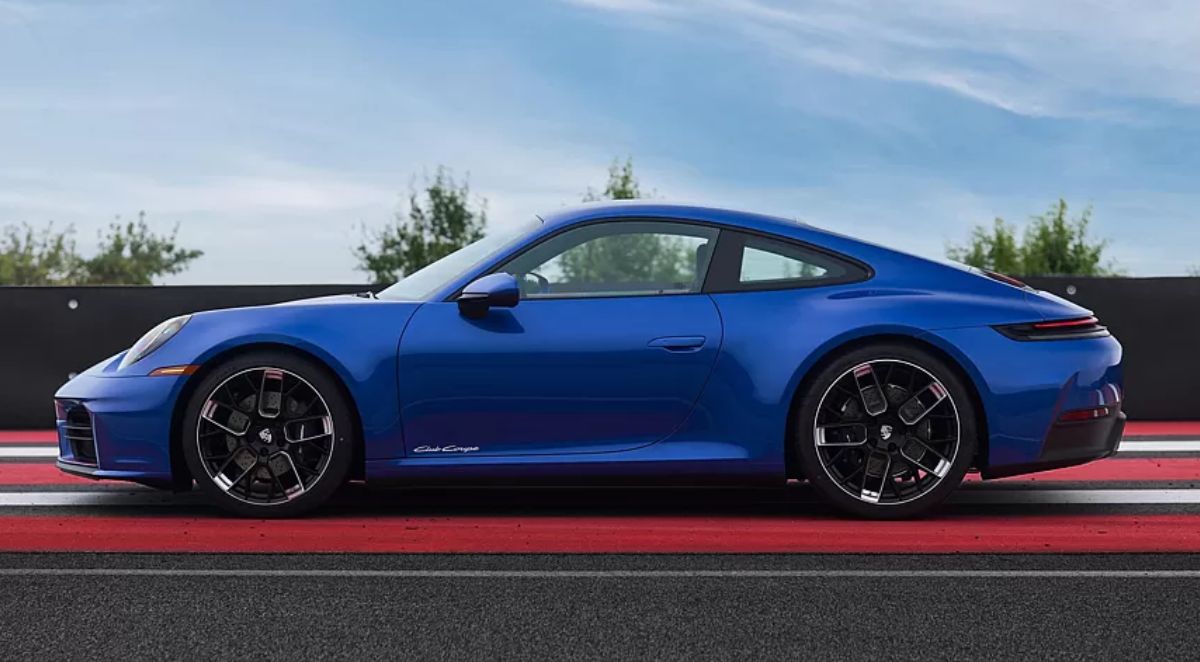Porsche 911 Club Coupé 2026