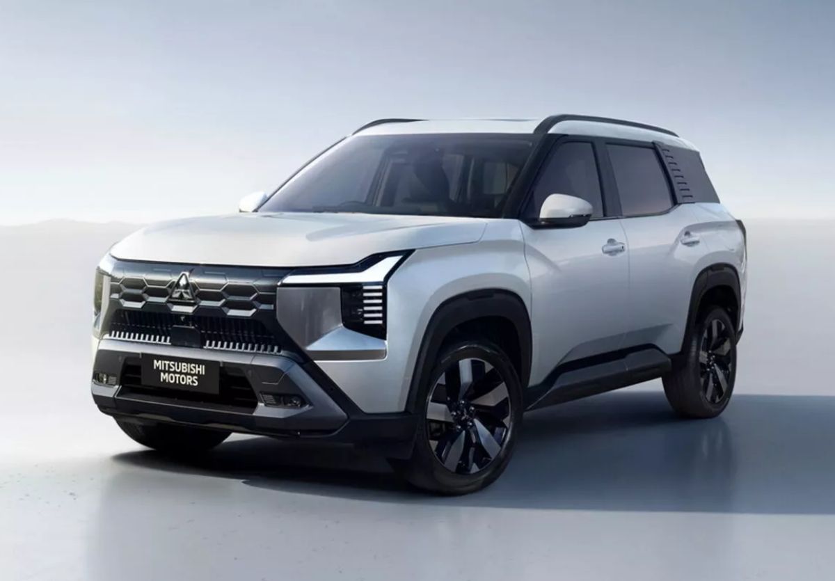 Mitsubishi Destinator 2026